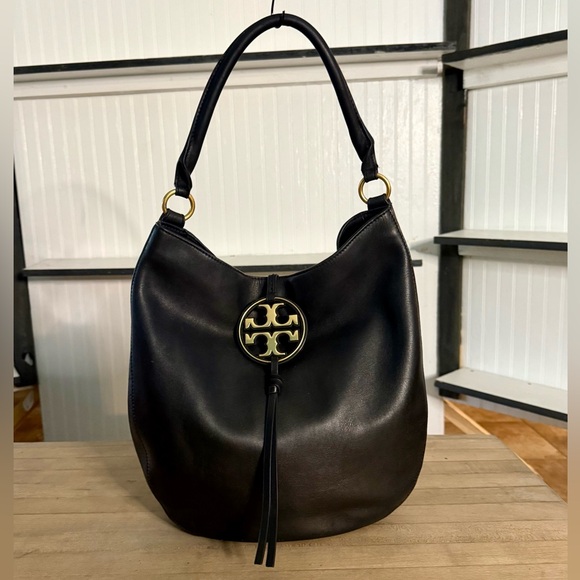 Tory Burch Handbags - Tory Burch Black Leather Miller Slouchy Hobo Bag